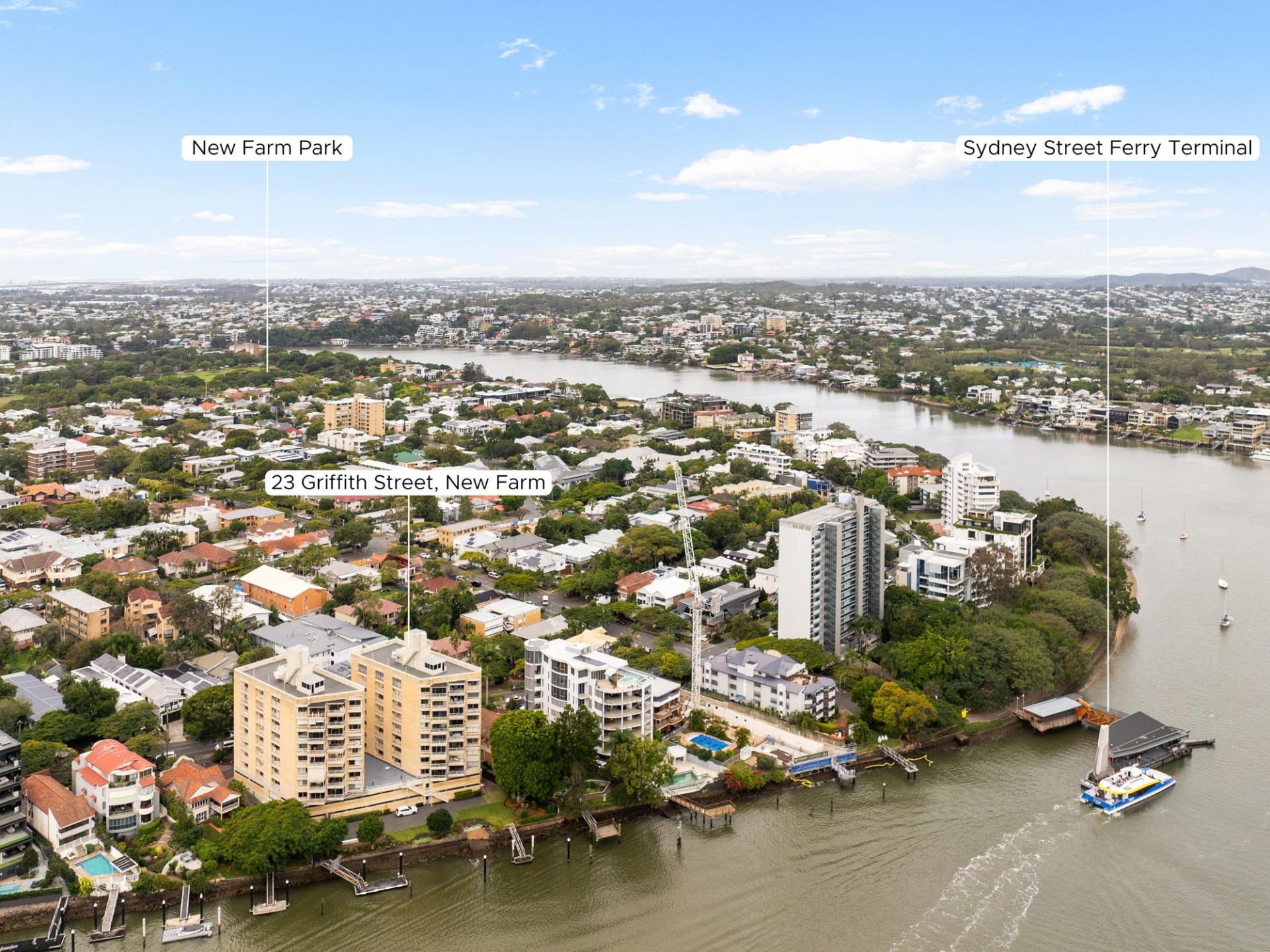 Absolute Riverfront • Top Floor • 220sqm - New Farm Favourite in Gemini Towers