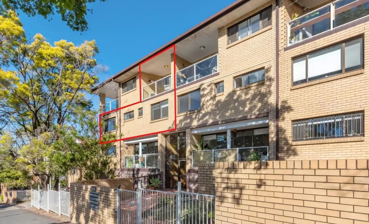 Split-Level Living in the Heart of New Farm